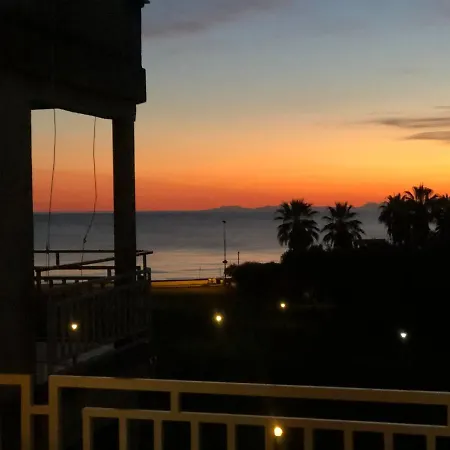 Apartment Seaside No-3